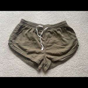 Billabong shorts size medium